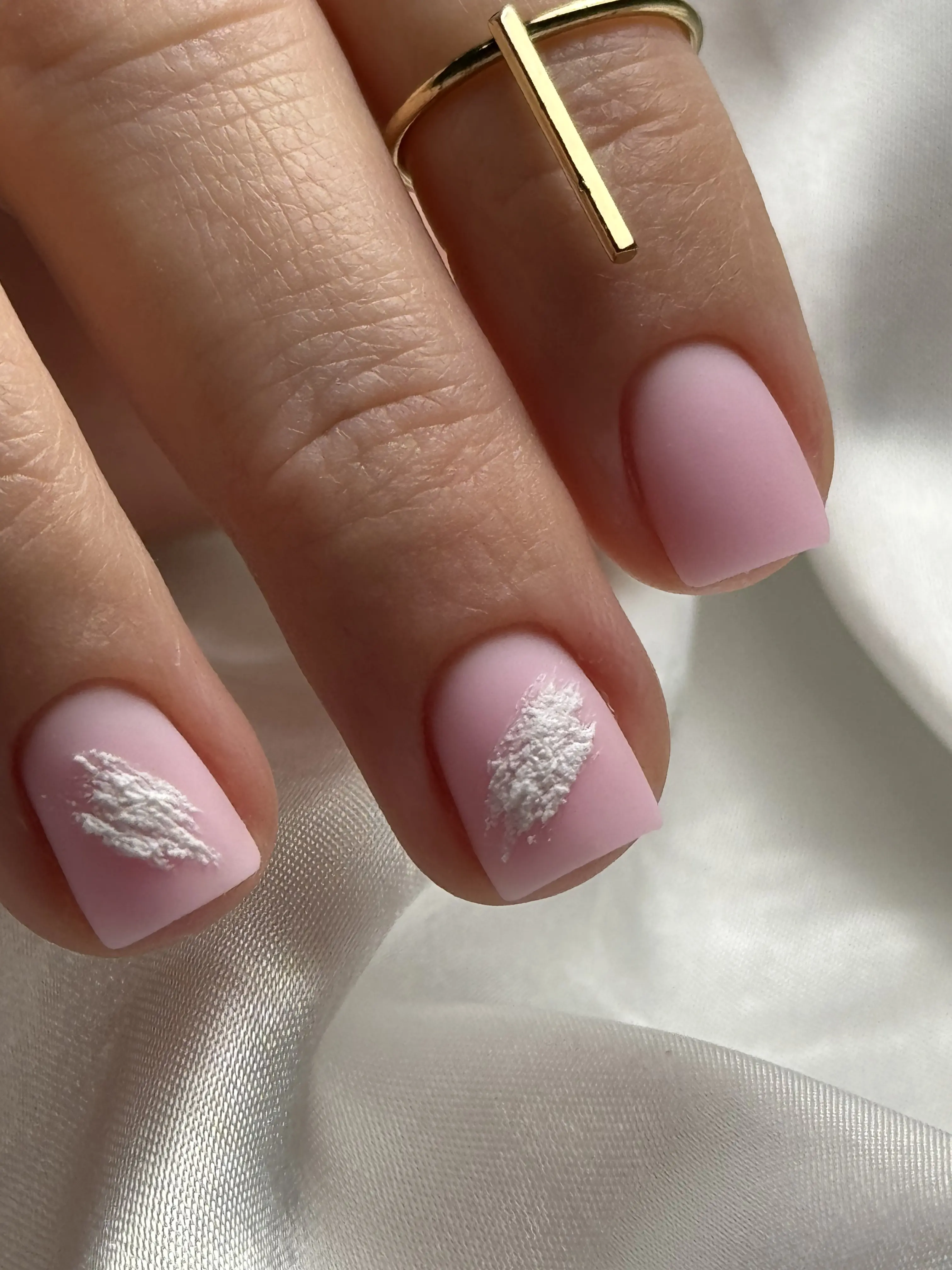 Базовий курс з манікюру